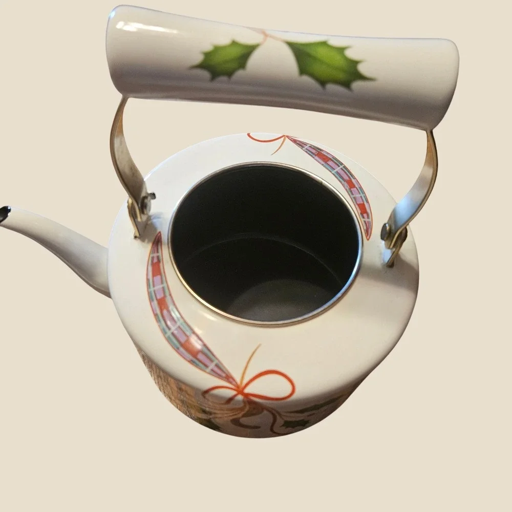 Lenox Holiday Tartan Enamel Tea Kettle Stovetop Pot Holly Plaid White 2.5 Quart